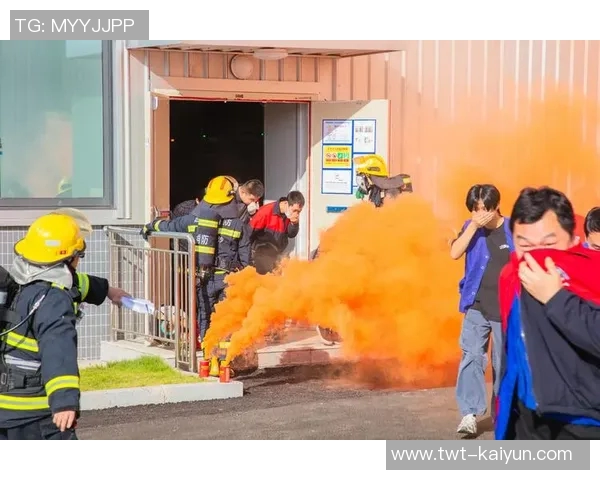 周琦膝伤并无大碍赛季两遇险情身体预警不可小视